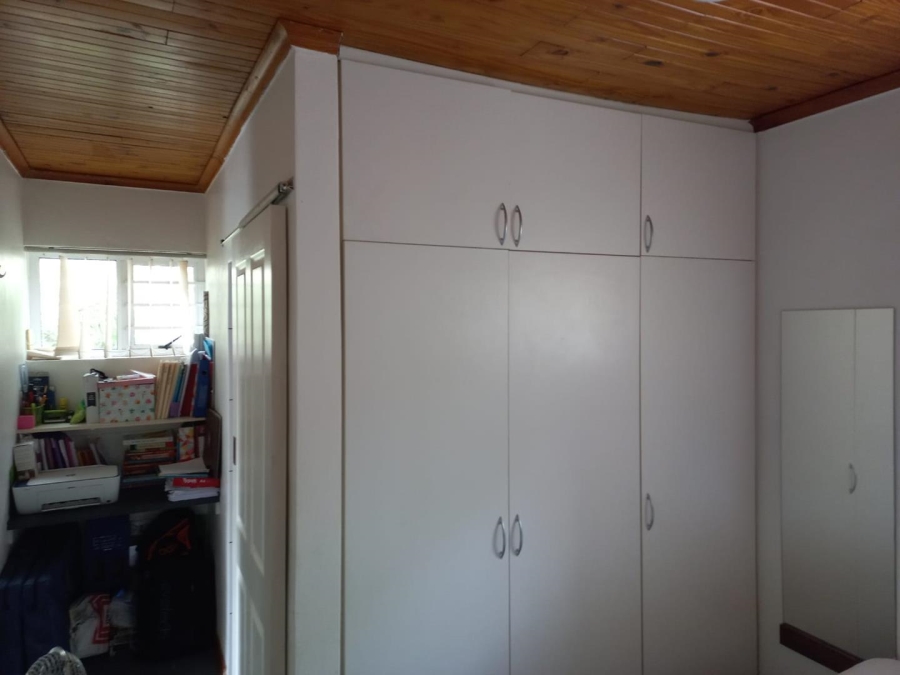 To Let 1 Bedroom Property for Rent in Summerstrand Eastern Cape